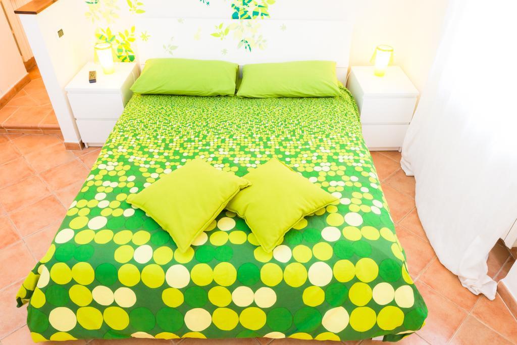 B&B Arcobaleno アレッサンドリア 部屋 写真